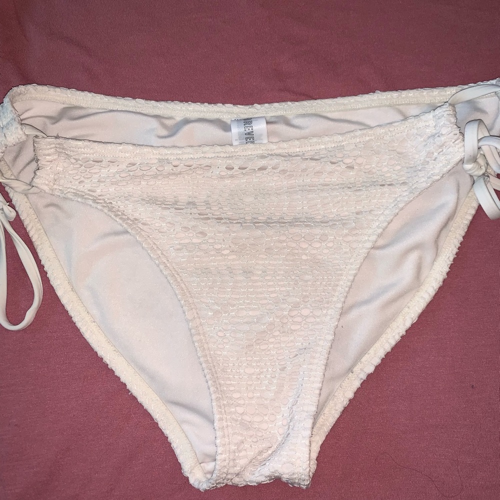 Forever 21 Lace Bikini Bottoms